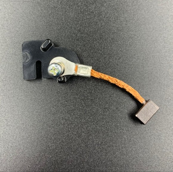 Щетка на электромотор Suzuki DF60-350A  (31133-90J00; 31133-90J10) (Suzuki)