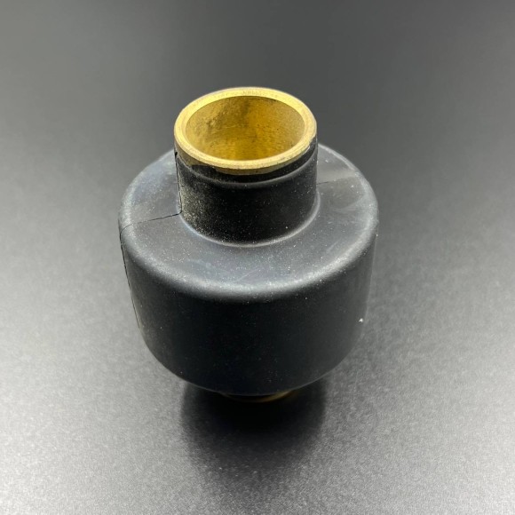 Втулка гребного винта резиновая Suzuki DT40-DT65, DF40-DF50, DF40A-DF60A (Omax) Втулка гребного винта резиновая Suzuki DT40-DT65, DF40-DF50, DF40A-DF60A (Omax)