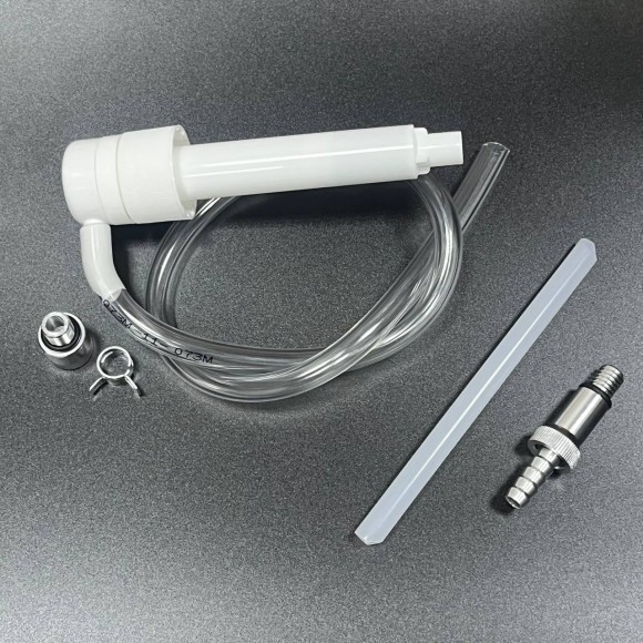 Насос ручной для замены масла в редукторе ПЛМ Suzuki, металлический адаптер