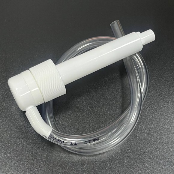 Насос ручной для замены масла в редукторе ПЛМ Suzuki, металлический адаптер