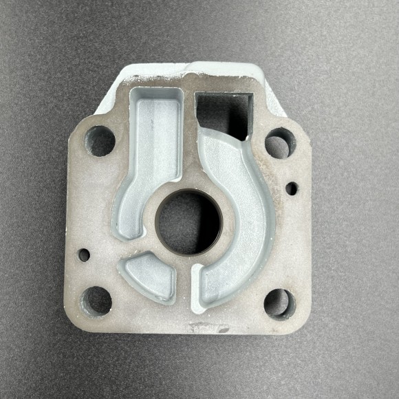 Основание помпы охлаждения Tohatsu 40-50 (3C8-65017-1) (PREMARINE)