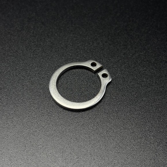 Кольцо стопорное стальное RING-RETAINING (Quicksilver) Кольцо стопорное стальное RING-RETAINING (Quicksilver)