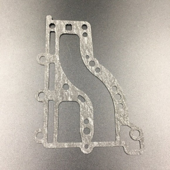 Прокладка под холодильника 2 Yamaha 9,9-15 OLD (Omax) Прокладка под холодильника 2 Yamaha 9,9-15 OLD (Omax)