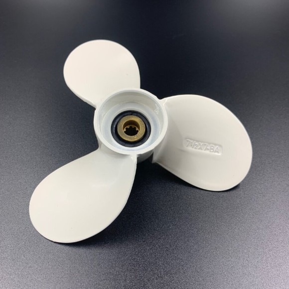 Гребной винт Yamaha 4-5, F4-F5, F6C (3x7-1/2x7) Гребной винт Yamaha 4-5, F4-F5, F6C (3x7-1/2x7)