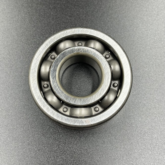 Подшипник коленвала шариковый Yamaha 40-50 (NTN) Япония (25x62x17)С4 (SINERA)