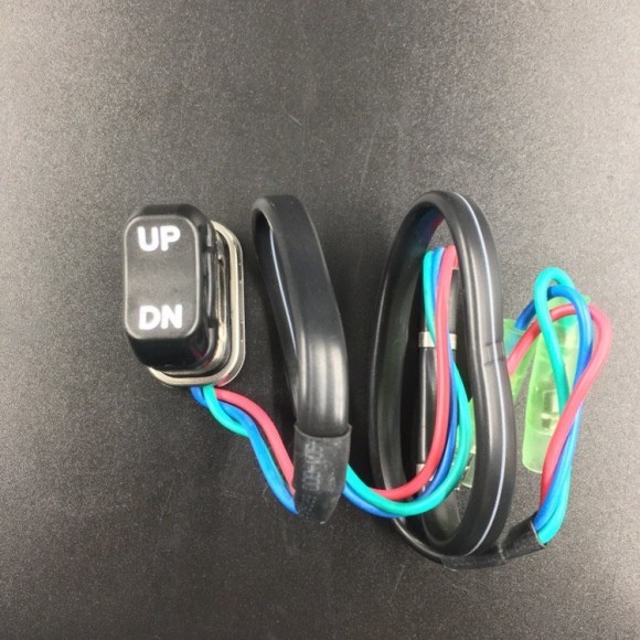 Кнопка гидроподъема пульта д/у Yamaha 703 (Osaka)