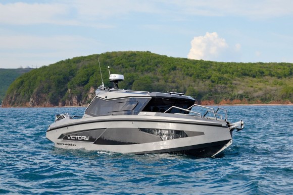 Катер Victory A8 с Suzuki 2хDF200APX Катер Victory A8 с Suzuki 2хDF200APX