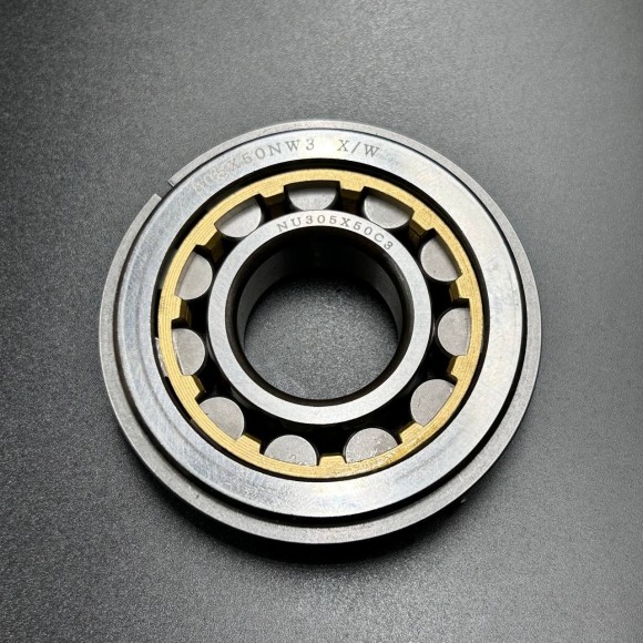 Подшипник роликовый Yamaha 20-30 (25x62x17) (KACAWA) Подшипник роликовый Yamaha 20-30 (25x62x17) (KACAWA)