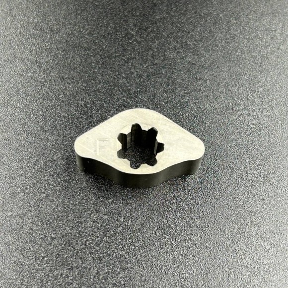 Кулачек тяги переключения скорости Yamaha 60-90 (Yamaha) Кулачек тяги переключения скорости Yamaha 60-90 (Yamaha)