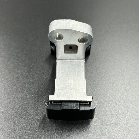 Натяжитель (правый) Suzuki DF200-350 (12832-93J00) (Suzuki) Натяжитель (правый) Suzuki DF200-350 (12832-93J00) (Suzuki)