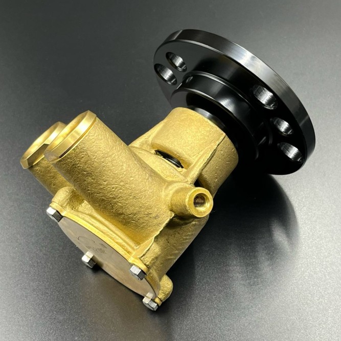 Насос водяной помпы Volvo Penta (856513)  (JSP)