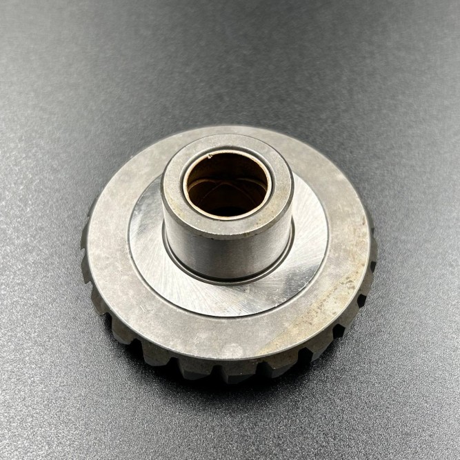 Шестерня переднего хода Suzuki DT9.9-15, DF9.9-15 (57510-90L00; 57510-93901;57510-99J10) (WUHU)