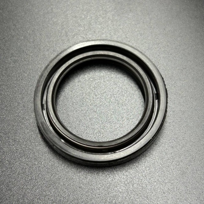 Сальник коленвала Yamaha 93102-30M56