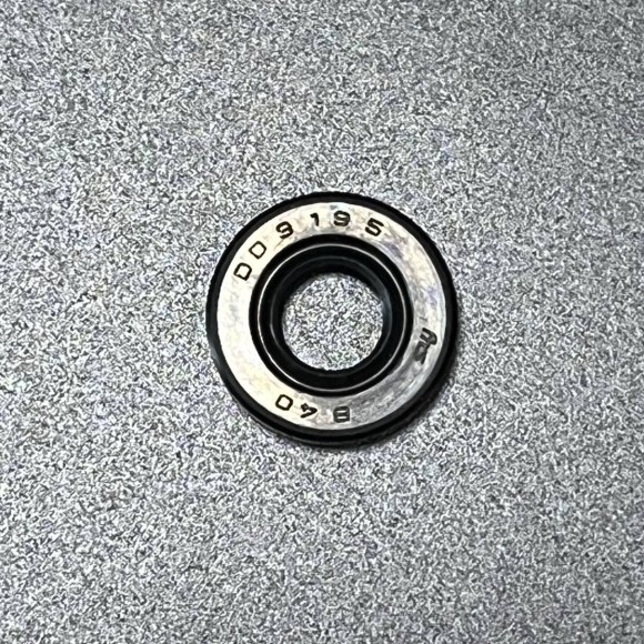 Сальник Yamaha (93106-09014) (9x19x5) (Yamaha)