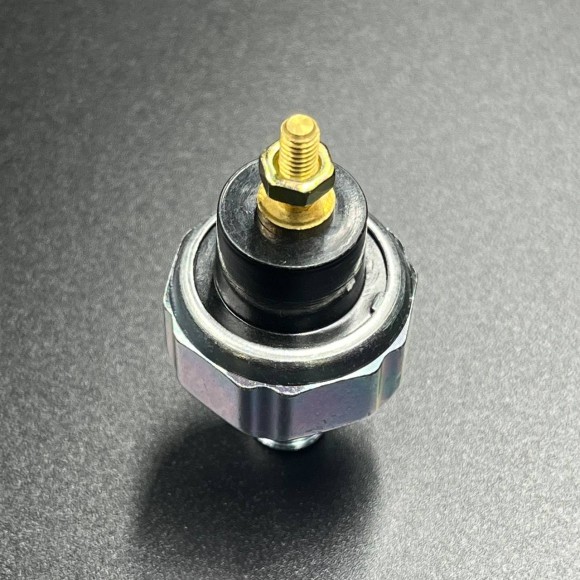 Датчик давления масла Mercruiser (JSP) Датчик давления масла Mercruiser (JSP)