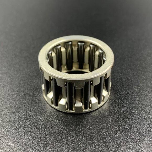 Подшипник шатунный Yamaha 20-25, 40-50 (3цилиндра) (22x29x18) (Sinera) Подшипник шатунный Yamaha 20-25, 40-50 (3цилиндра) (22x29x18) (Sinera)