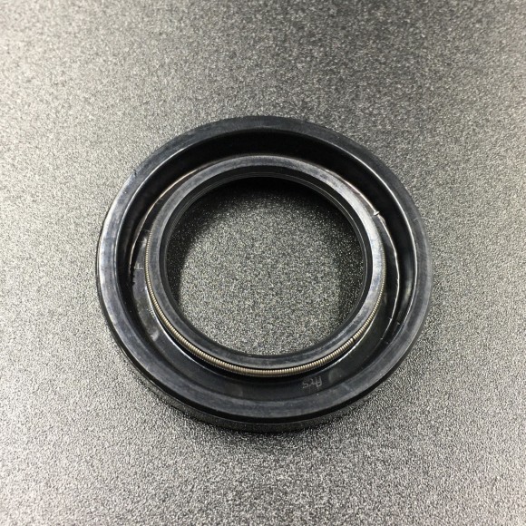 Сальник редуктора Yamaha 93101-25M03