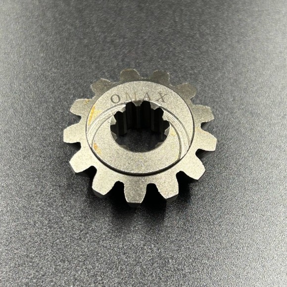 Шестерня вертикального вала (Пиньон) Yamaha E8D (647-45551-00) (Omax)