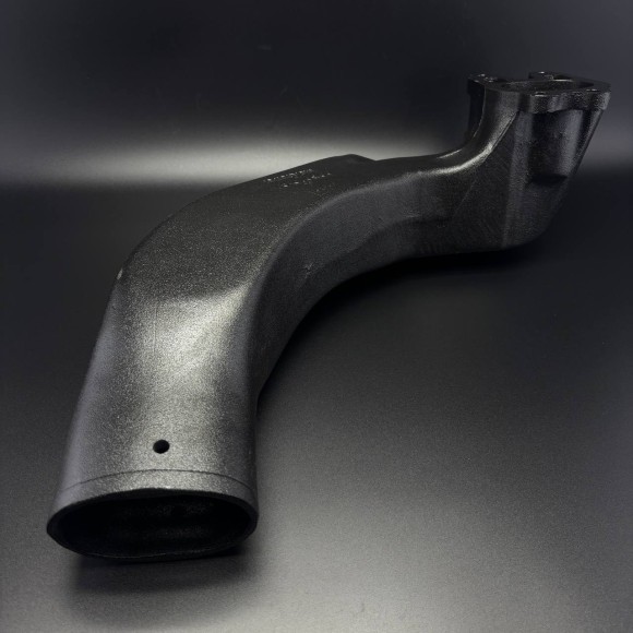 Колено выпускное Mercruiser D3.0/ 3.6/ 4.2 L (Quicksilver) Колено выпускное Mercruiser D3.0/ 3.6/ 4.2 L (Quicksilver)