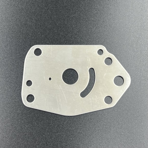 Пластина помпы охлаждения Mercury 6-15 (Omax)