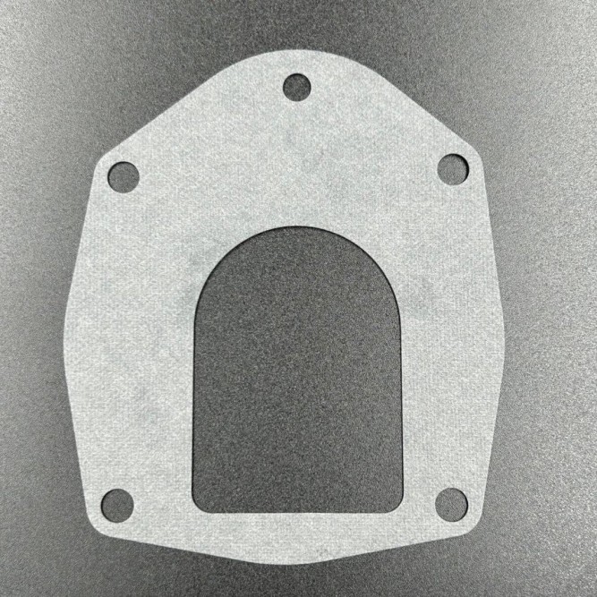 Прокладка под пластину Mercury 40-200 (Quicksilver)