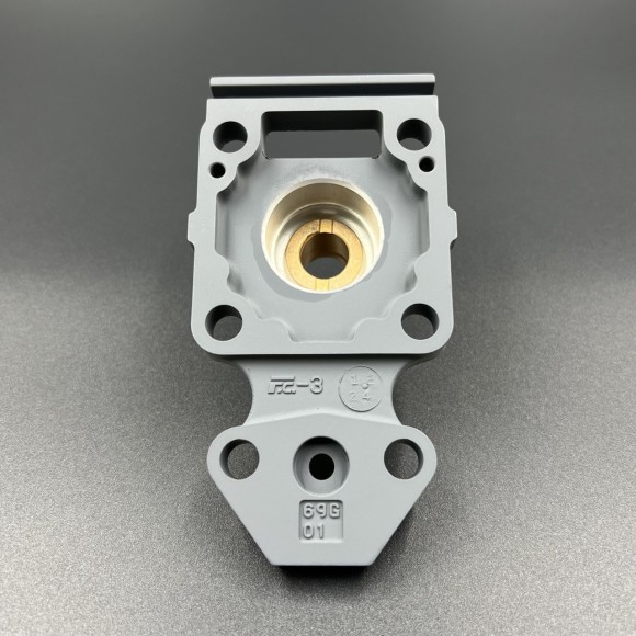 Основание помпы охлаждения Yamaha F9.9-20 (Yamaha)