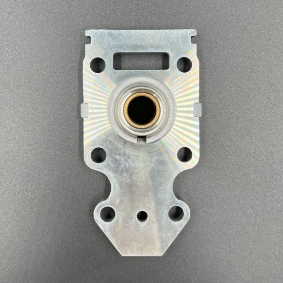 Основание помпы охлаждения Yamaha F9.9-20 (Yamaha)