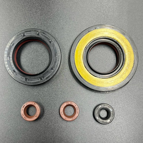 Полный комплект прокладок Arctic Cat 600/700 EFI (2004-2010) (KINETIX)