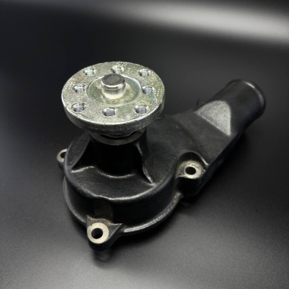 Насос водяной PUMP ASSY-WATER QS Насос водяной PUMP ASSY-WATER QS