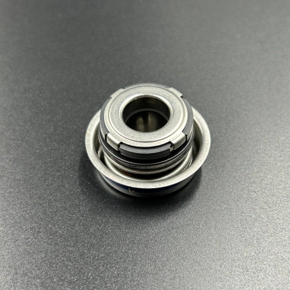 Сальник помпы BRP LYNX; Ski-Doo; Can-Am; Sea-Doo Rotax 600/900 ACE (3610067; 420850946) (KINETIX) Сальник помпы BRP LYNX; Ski-Doo; Can-Am; Sea-Doo Rotax 600/900 ACE (3610067; 420850946) (KINETIX)