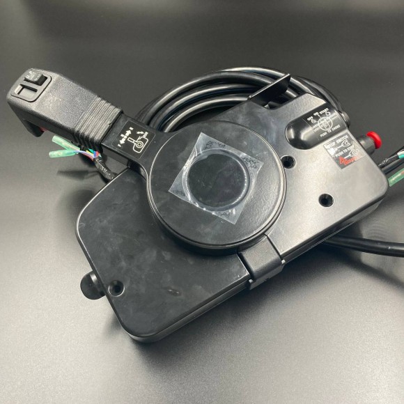 Дистанционное управление Tohatsu MFS8-30C, M40D2-90A (C гидроподъемом) (8Pin) (PWB) Дистанционное управление Tohatsu MFS8-30C, M40D2-90A (C гидроподъемом) (8Pin) (PWB)