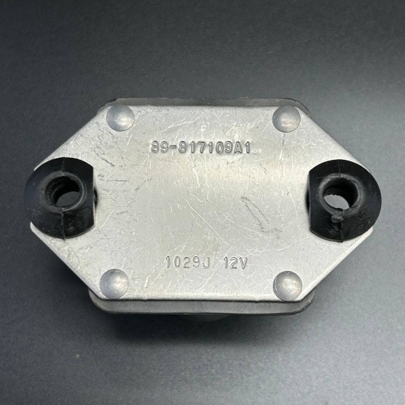 Реле стартера ( U=12V; I=60A) SOLENOID KIT (Quicksilver) Реле стартера ( U=12V; I=60A) SOLENOID KIT (Quicksilver)