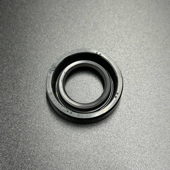 Сальник Honda (91251-ZV5-003) (17x30x7) (Honda)