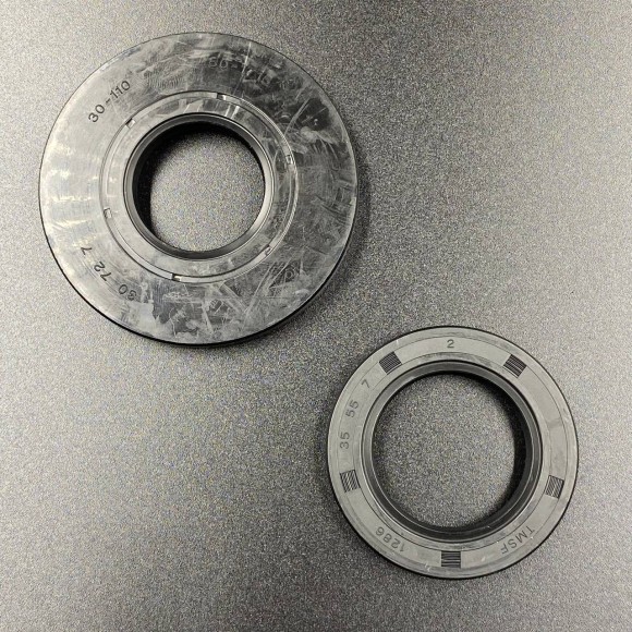 Комплект сальников (2шт) Arctic Cat 570F (3005-995; 3003-657; 3004-089; 3006-465) (Sinera)