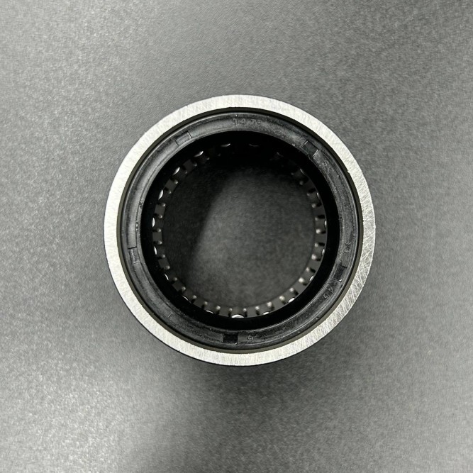 Подшипник роликовый Yamaha 75-90 (36x52x38) (353-00113-0) (KACAWA)