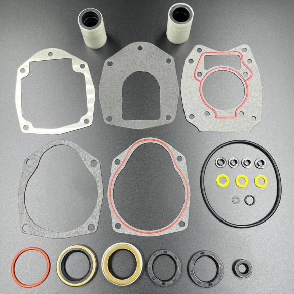 Комплект уплотнений (манжеты резинометаллические, прокладки паронитовые, кольца резиновые) (Osaka)