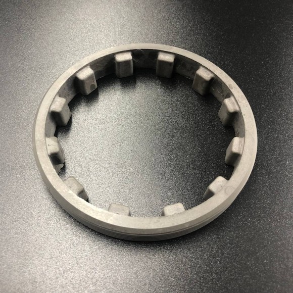 Гайка редуктора корончатая Yamaha 50-140, F40-130 (Omax)