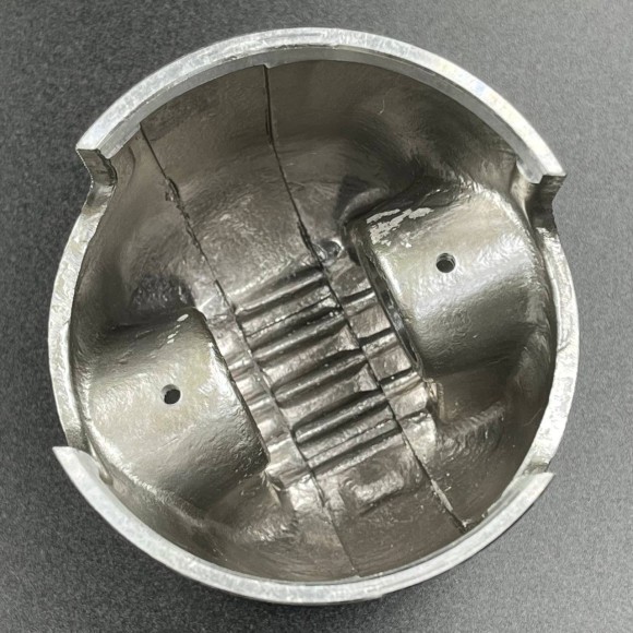 Поршень Suzuki DT40 (STD) (KACAWA) Поршень Suzuki DT40 (STD) (KACAWA)