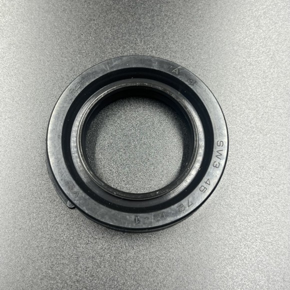 Сальник Suzuki (09289-45L01) (45x72x12) (WUHU)