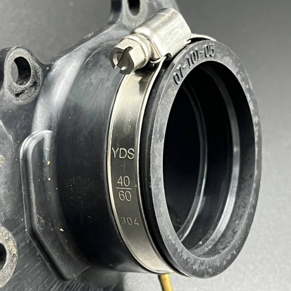 Впускной патрубок Arctic Cat (3006-055,3006-527) (KINETIX) Впускной патрубок Arctic Cat (3006-055,3006-527) (KINETIX)