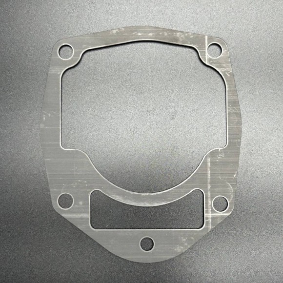 Прокладка стальная GASKET LOWER (Quicksilver) Прокладка стальная GASKET LOWER (Quicksilver)