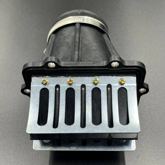 Впускной патрубок с лепестковым клапаном BRP Ski Doo 600(420667530,420667532) (KINETIX) Впускной патрубок с лепестковым клапаном BRP Ski Doo 600(420667530,420667532) (KINETIX)