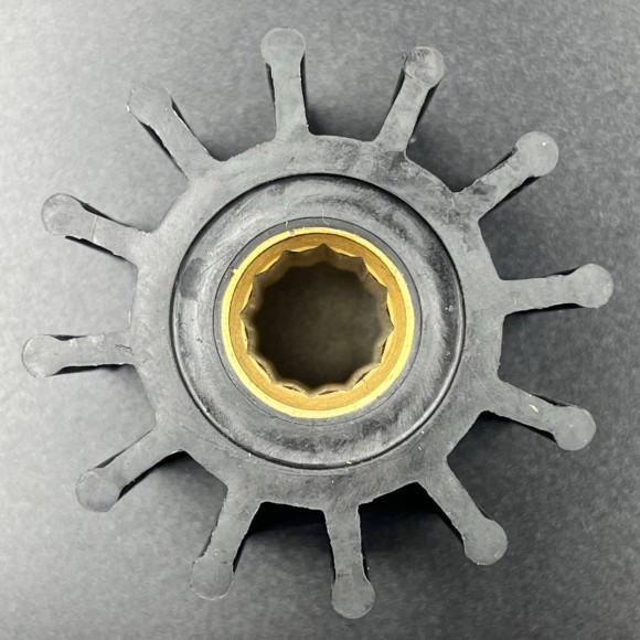 Ремкомплект помпы двигателя(с болтами) Volvo Penta (JSP) Ремкомплект помпы двигателя(с болтами) Volvo Penta (JSP)