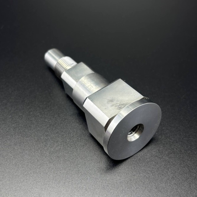 Шток поворотного кронштейна Mercruiser Alpha/ Alpha Gen II/ Bravo I/II/III  (98230A1) (Quicksilver)
