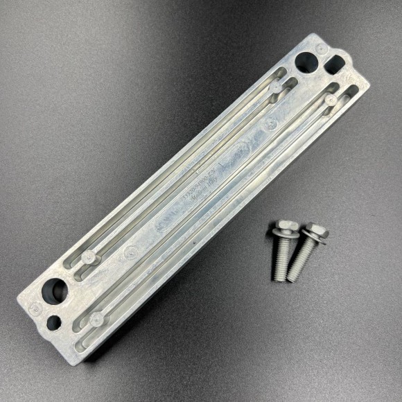 Анод струбцины Suzuki DF60-300/DT115-140 (Цинковый) (Omax)