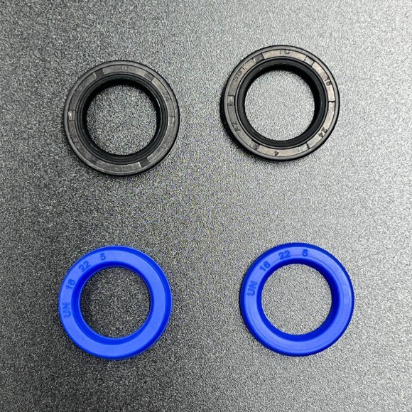 Ремкомплект цилиндров гидроподъема Volvo Penta DP, SP(872837,3860881)  (JSP)