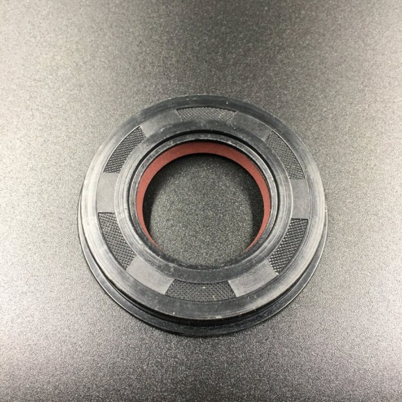 Сальник Suzuki (09283-30077) (30x55x8) (Omax)