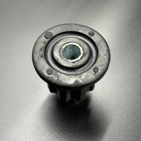 Втулка (опора) подушки двигателя (сайлентблок) BRP, Guepard, Rosomaha (ZIBO) Втулка (опора) подушки двигателя (сайлентблок) BRP, Guepard, Rosomaha (ZIBO)