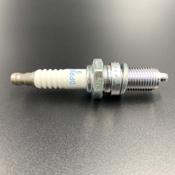 Свеча зажигания 3108 DPR6EB-9 (NGK)
