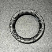 Сальник Yamaha (93102-35318) (YAMAHA)